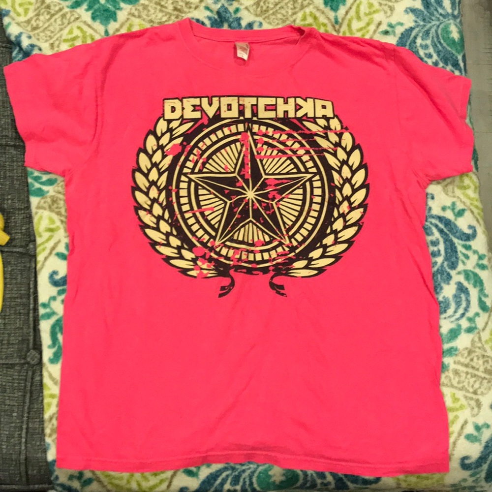 Devotchka band T-shirt pink women’s size large